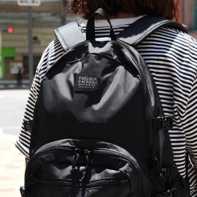 FREDRIK PACKERS եɥåѥå 210D DAY PACK TIPI ǥѥåƥ ǥ(Black ֥å)