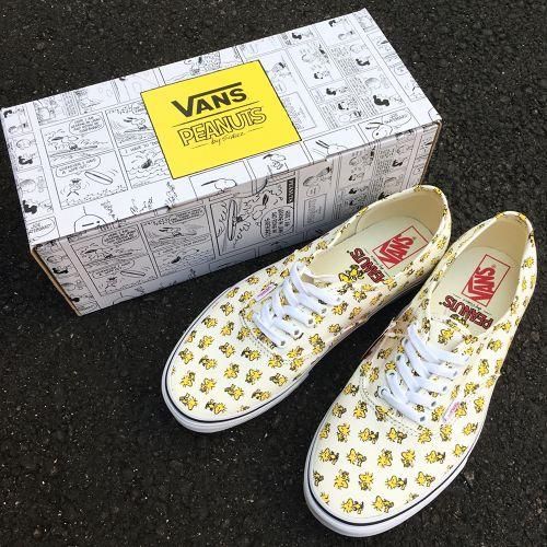Vans authentic peanuts top