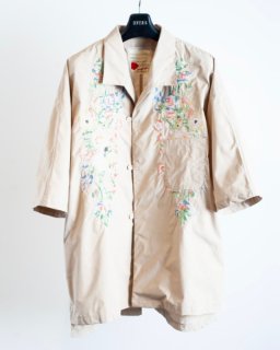 <img class='new_mark_img1' src='https://img.shop-pro.jp/img/new/icons14.gif' style='border:none;display:inline;margin:0px;padding:0px;width:auto;' />SEVESKIG  Unconventional Classic Flower S/SL Shirt Ⱦµ