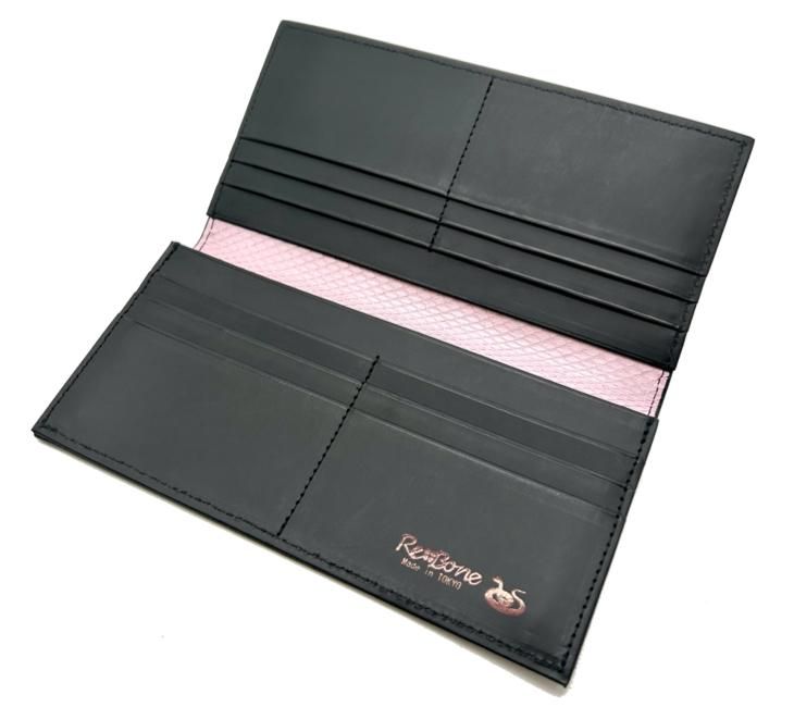 ヘビ革長財布 | 巻蛇ピンクパール - 『皮革に製品としての生命へ ヘビ革長財布 | 巻蛇ピンクパール - 『皮革に製品としての生命へ
