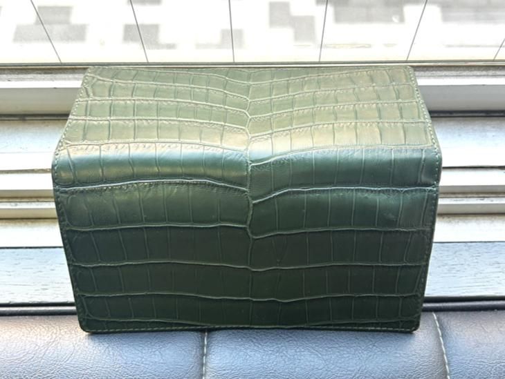 クロコダイル無双オールレザー長財布キプロス