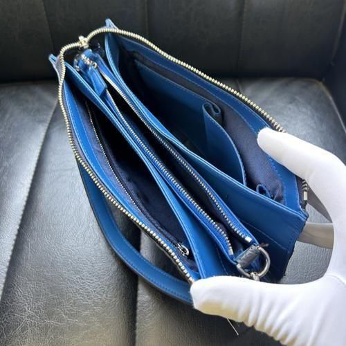 クロコダイル2WAYバッグ | ネイビーブルー - 『皮革に製品として