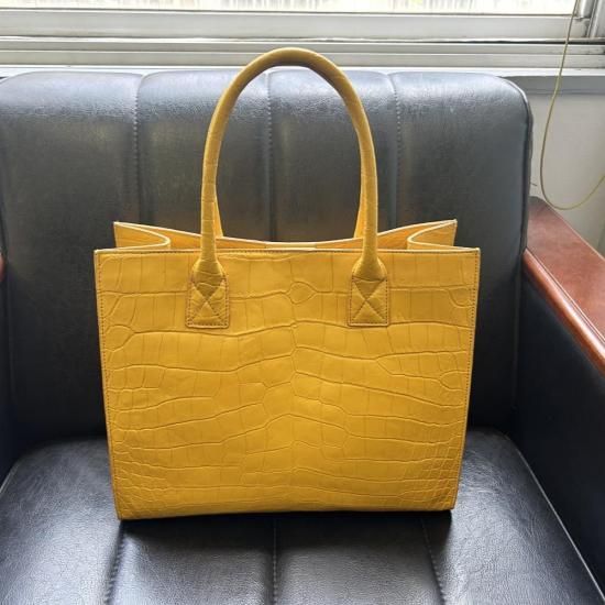 クロコダイル2wayトートバッグ | マットイエロー - 『皮革に製品として