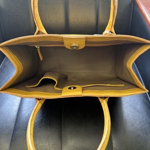 クロコダイル2wayトートバッグ | マットイエロー - 『皮革に製品として