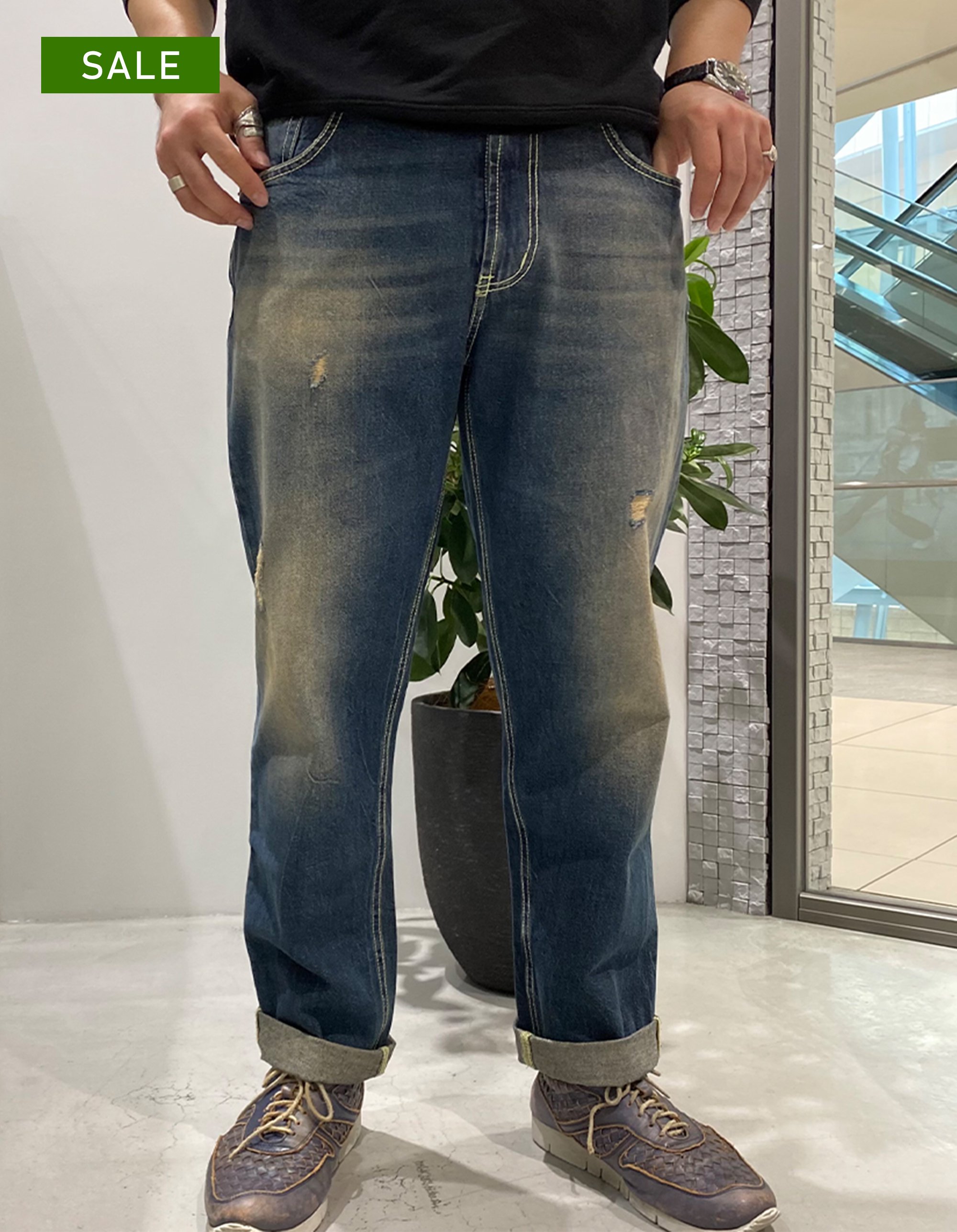 【DONDUP】loose-fit selvedge denim<img class='new_mark_img2' src='https://img.shop-pro.jp/img/new/icons20.gif' style='border:none;display:inline;margin:0px;padding:0px;width:auto;' />