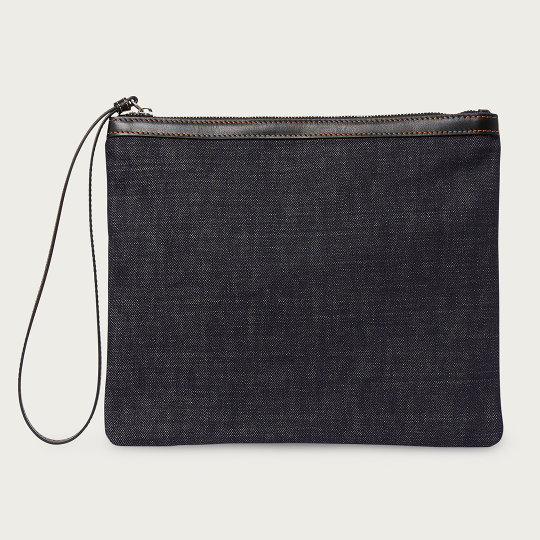 <img class='new_mark_img1' src='https://img.shop-pro.jp/img/new/icons8.gif' style='border:none;display:inline;margin:0px;padding:0px;width:auto;' />【DONDUP】denim clutch bag