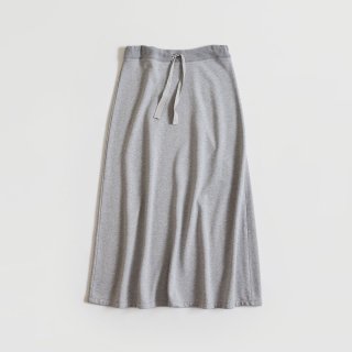 takes.<br>SWEAT SKIRT