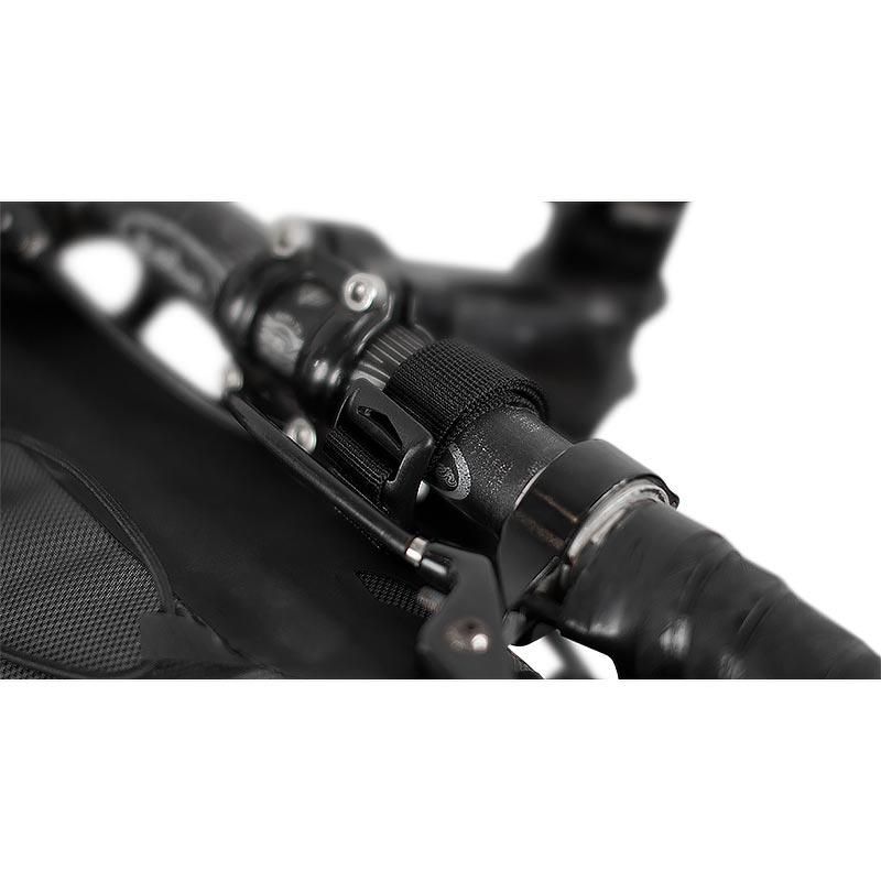 apidura/アピデュラ】ハンドルバーバッグ ドライ 9L apidura/アピデュラ】ハンドルバーバッグ ドライ 9L