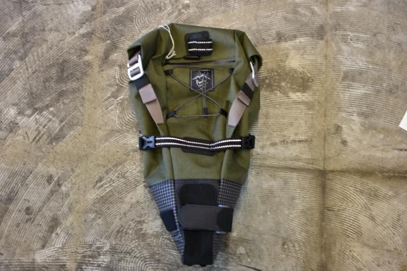 RawLow Mountain Works】Bike'n Hike Bag - GrinsWebShop RawLow Mountain Works】Bike'n Hike Bag - GrinsWebShop