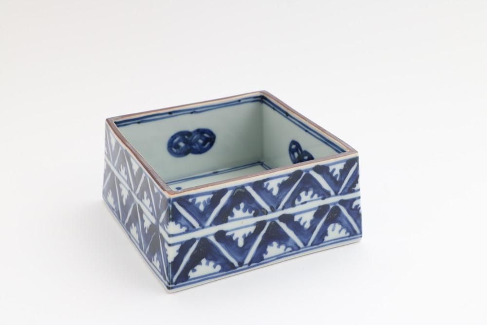 四方鉢 小 染付 - 石川の伝統工芸 九谷焼作家通販サイト