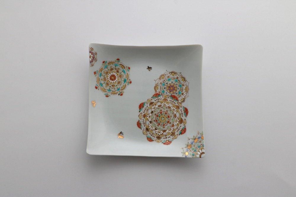 九谷焼日展作家北出昂太郎作　　豊秋ノ図飾り皿 九谷焼日展作家北出昂太郎作 豊秋ノ図飾り皿 陶芸
