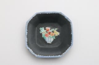 八角皿 花瓶 A - 石川の伝統工芸 九谷焼作家通販サイト|ギャラリー結 八角皿 花瓶 A - 石川の伝統工芸 九谷焼作家通販サイト|ギャラリー結