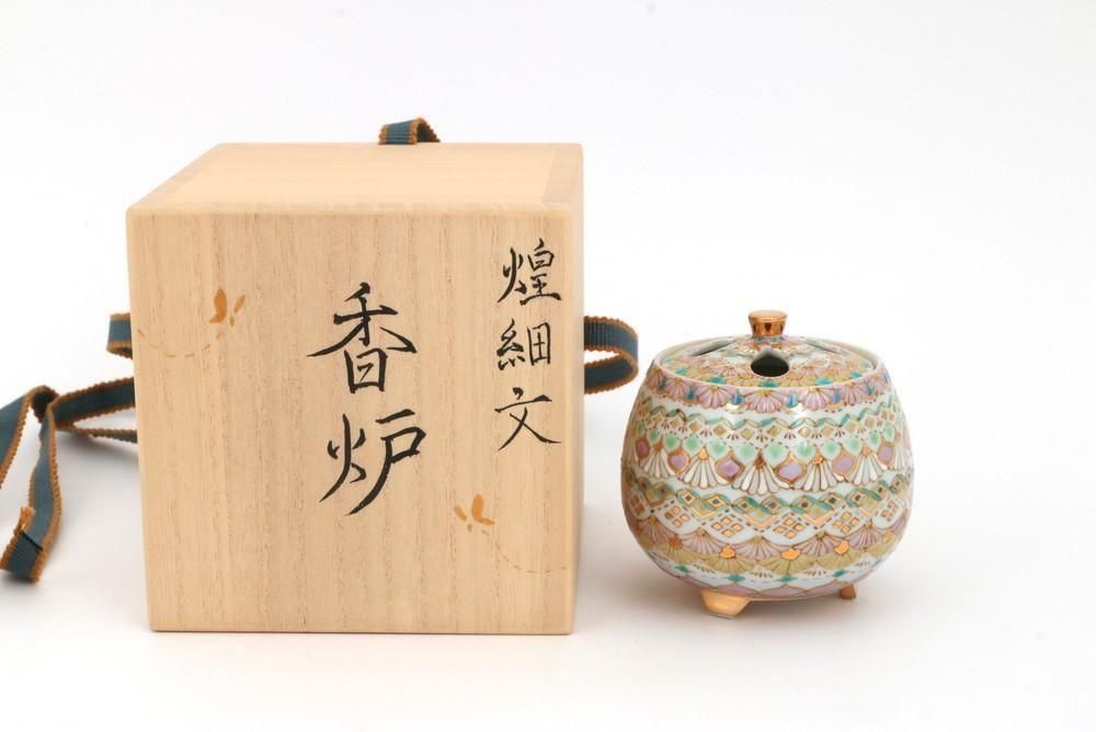 文殊菩薩様　古九谷焼　色絵香炉　アンティーク　極細工190 文殊菩薩様 古九谷焼 色絵香炉 アンティーク 極細工190