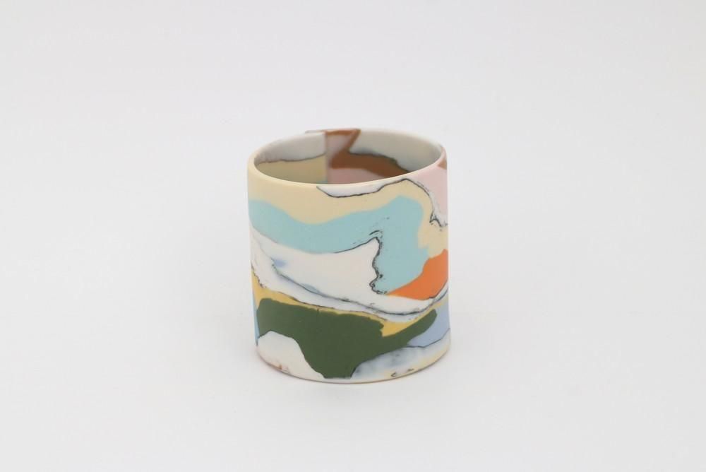 お値下げしました、九谷焼　人物・扇・踊り盃小 舞扇子 9寸5分 踊り 黒塗 金小石 刷毛目 紺 赤 : ODORI Company