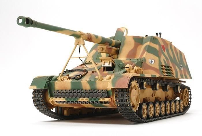 タミヤ】35335)1/35 ドイツ重対戦車自走砲 ナースホルン - 福岡の