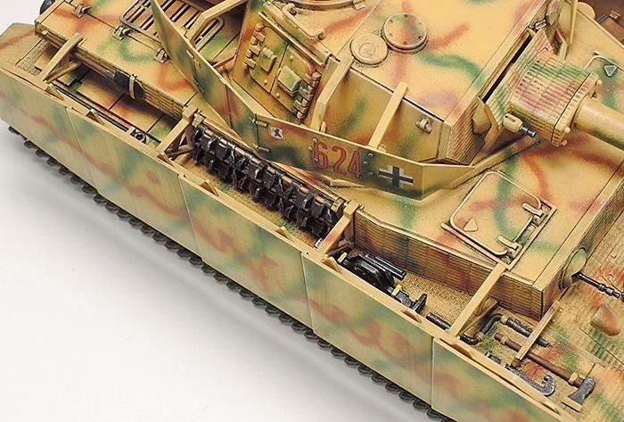 (未使用･未開封品)　タミヤ 1/48 ミリタリーミニチュアシリーズ No.84 ドイツ陸軍 IV号戦車 H型 後期型 プラモデル 32584 kmdlckf Amazon | タミヤ 1/48 ミリタリーミニチュアシリーズ No.84