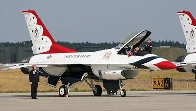 【10％OFF】 タミヤ】89799)1/48  [ブロック52] F-16C 航空機・ヘリコプター