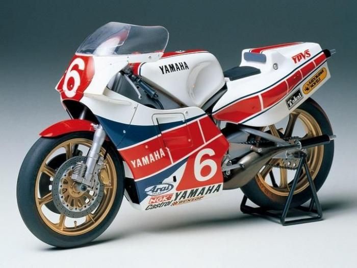 【完成済み】平忠彦 フランスグランプリ YAMAHA YZR250ジグソーパズル 完成済み】平忠彦 フランスグランプリ YAMA HA YZR250