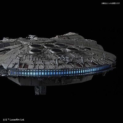 バンダイ】1/144 ミレニアム・ファルコン(スター・ウォーズ バンダイ】1/144 ミレニアム・ファルコン(スター・ウォーズ