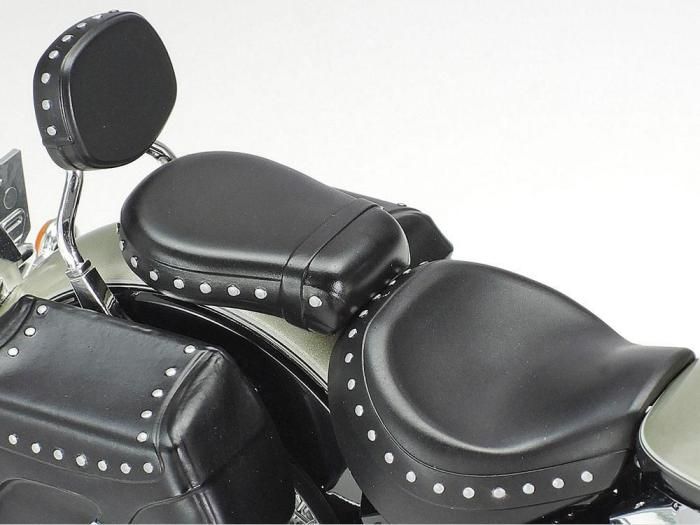 タミヤ 1/12 オートバイシリーズ No.135 ヤマハ XV1600 ロードスター カスタム プラモデル 14135 タミヤ 1/12 オートバイシリーズ No.135 ヤマハ XV1600