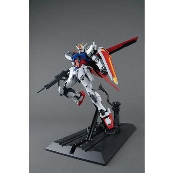 バンダイ】MG GAT-X105 エールストライクガンダム Ver.RM