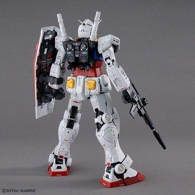 BANDAI - PG UNLEASHED 1/60 RX-78-2 ガンダム プラモデル　1 ガンプラ】PG UNLEASHED 1/60『RX-78-2 ガンダム』プラモデル