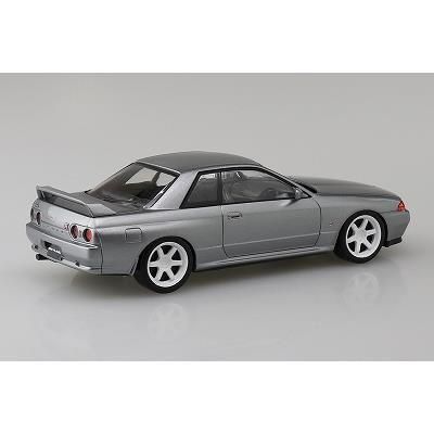 アオシマ 1/24 塗装済み　R32スカイラインGT-R アオシマ 1/24 ニッサン BNR32 スカイラインGT-R '89 スケール