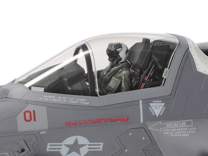 F-35B  1/48 ロッキードマーチン　ライトニングII 1/48 ロッキード マーチンF-35B ライトニングII: スケールモデル