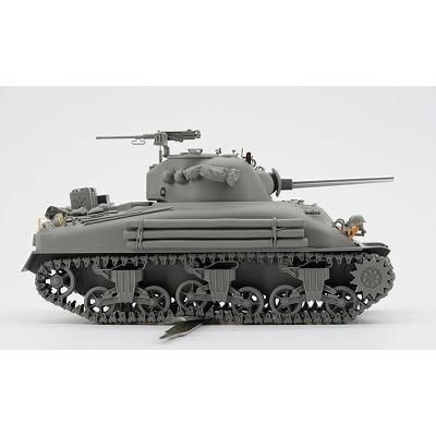 ドラゴン1／35 アメリカ軍M4A1シャーマン戦車 プラモデル完成品