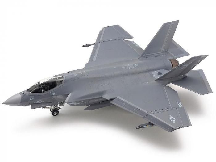 タミヤ】61127)1/48 ロッキード マーチン F-35C ライトニングII - 福岡