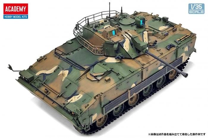 フルスクラッチ 1/35 SMK重戦車 プロモデラー製作完成品 特注ケース付き フルスクラッチ 1/35 SMK重戦車 プロモデラー製作完成品 特注