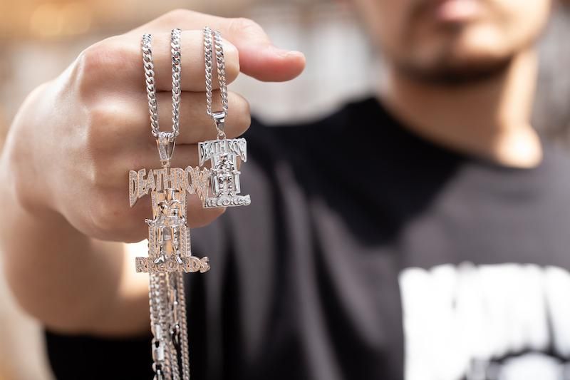 DEATH ROW RECORDS × AVALANCHE シルバー プレートペンダント DEATH ROW RECORDS × AVALANCHE シルバー プレートペンダント