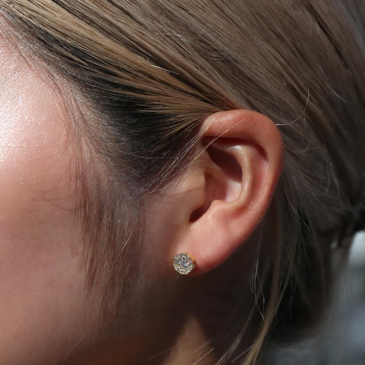 10K ホワイトゴールド ピアス 7mm - AVALANCHE OFFICIAL STORE