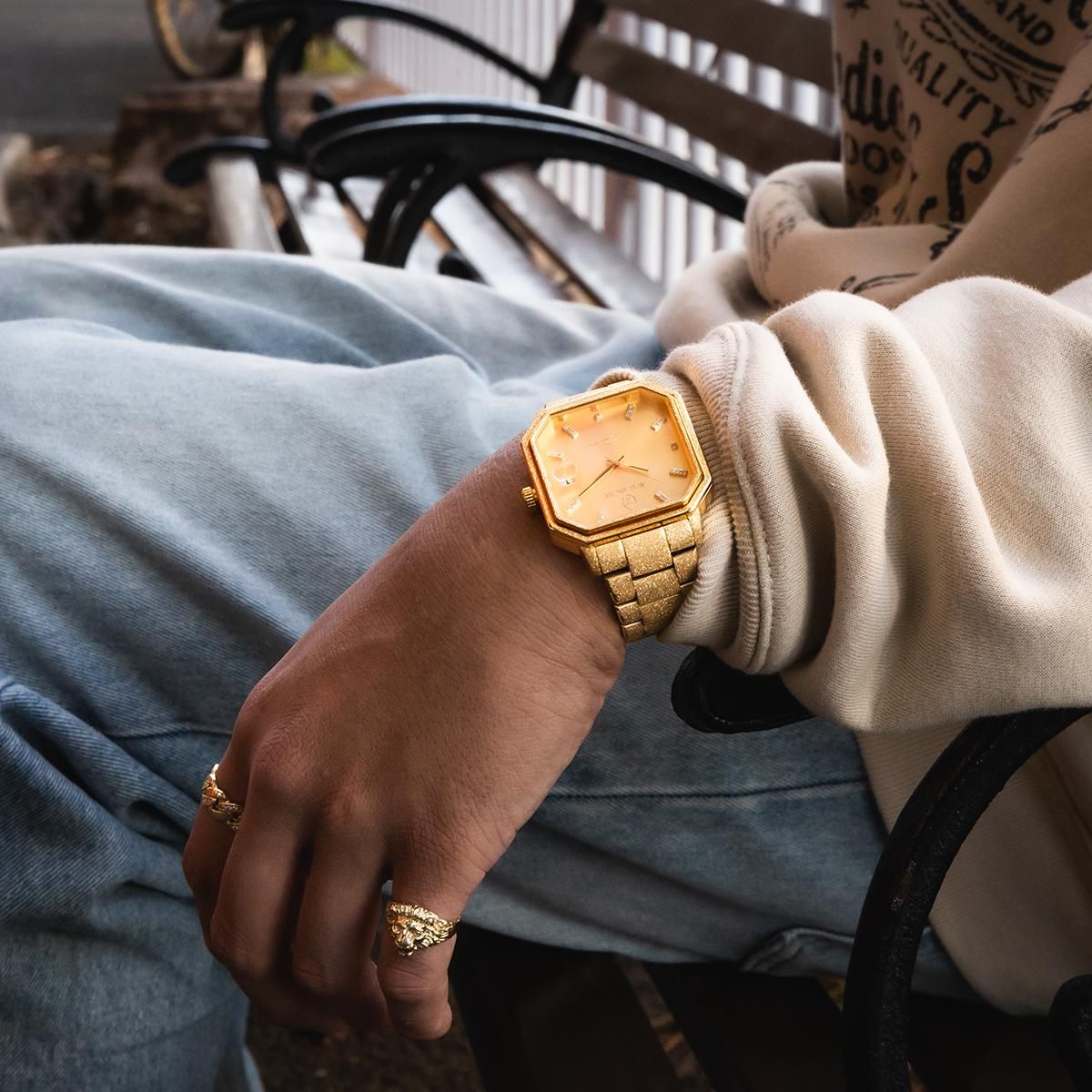 AVALANCHE WATCH CESATI 25周年限定カラー - AVALANCHE OFFICIAL AVALANCHE WATCH CESATI 25周年限定カラー - AVALANCHE OFFICIAL