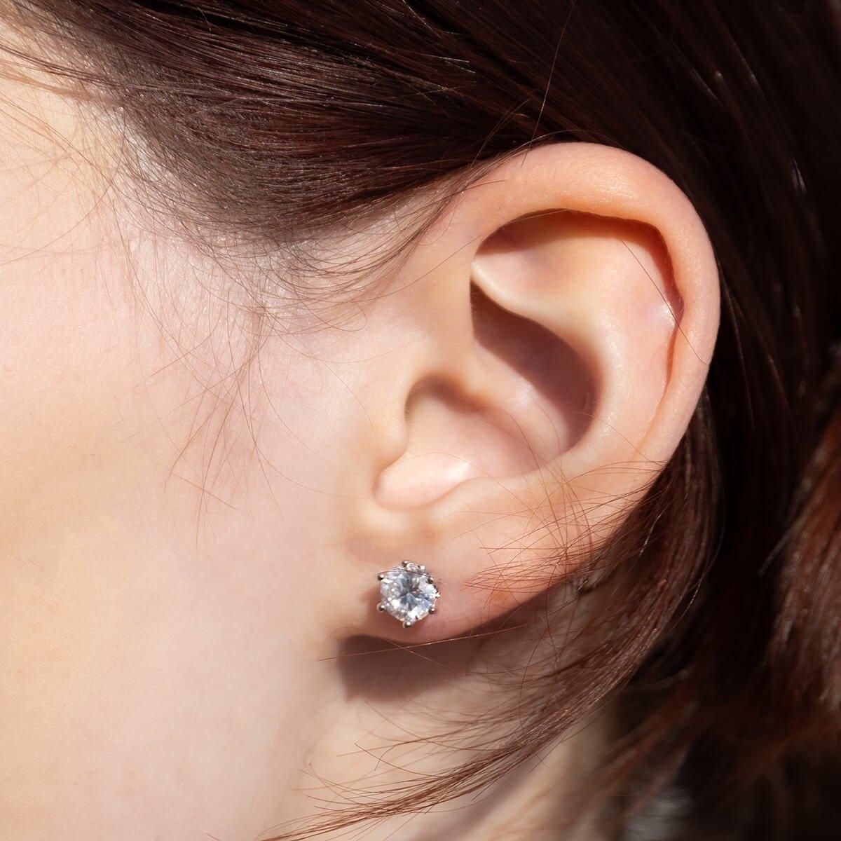 モアサナイト シルバー ピアス 6.5mm 6PRONG-1.0CT - AVALANCHE OFFICIAL STORE モアサナイト シルバー ピアス 6.5mm 6PRONG-1.0CT - AVALANCHE OFFICIAL STORE