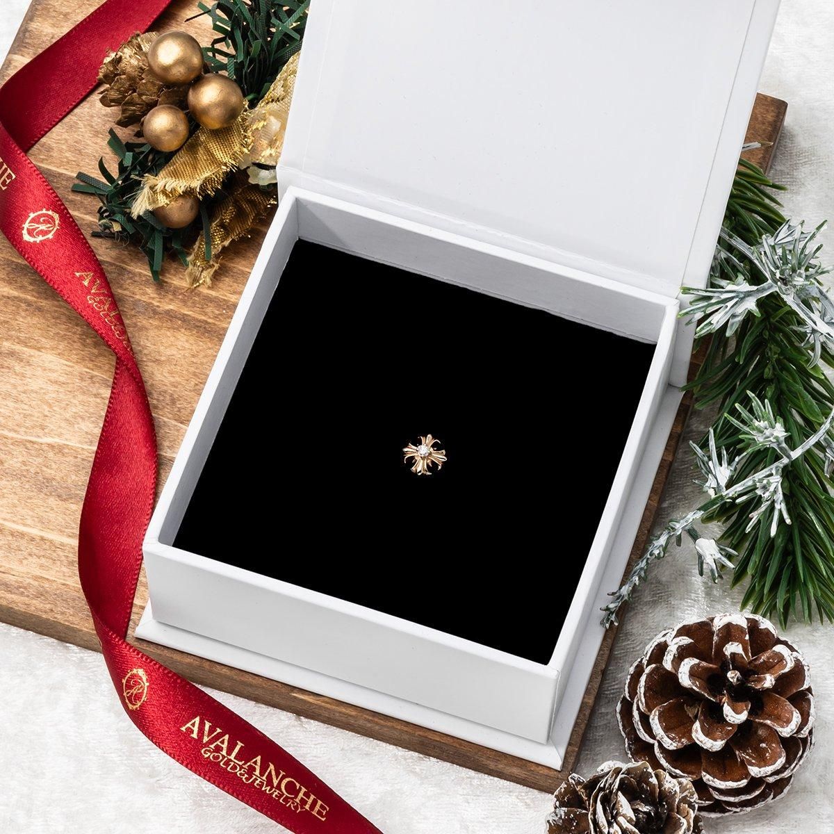 AVALANCHE(アバランチ) 14Kホワイトゴールド ピアス 四角 7mm 14K