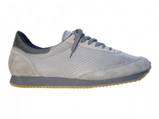 REPRODUCTION OF FOUND  Canadian trainer (GRAY)