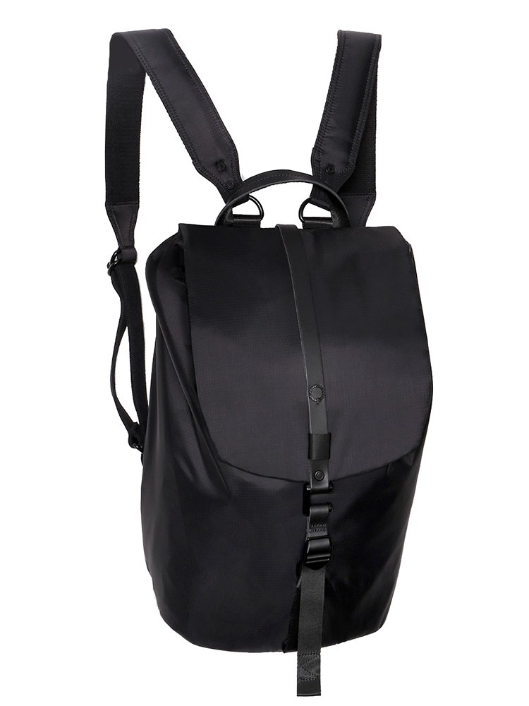 STIGHLORGAN ; ƥ FINN Flapover Laptop Backpack (Black on Black)