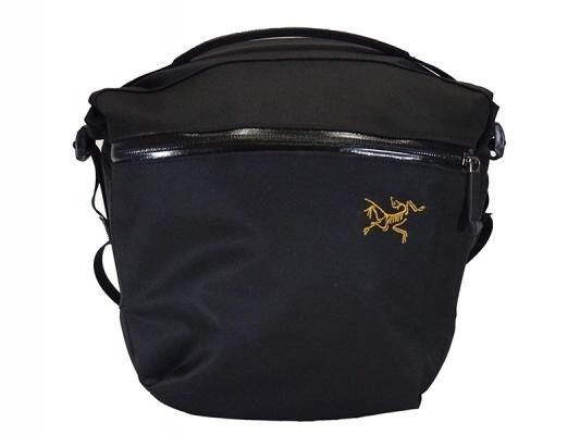 アークテリクス ARRO 8 サッコシュ以上Dayパック未満のサイズ感が絶妙！Arro 8 Shoulder