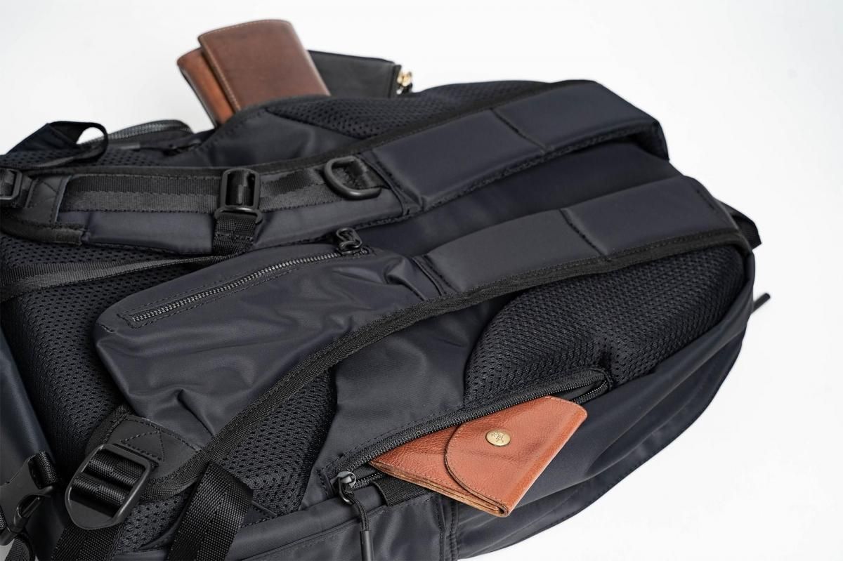 UNDERTHESUN FAMILYTIES 2P DAYPACK リュック UNDERTHESUN FAMILYTIES ”2P Daypack” 50123-00 ドラマ着用