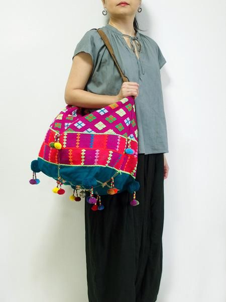 カレン族　アフガンベルト モン族 刺繍ビーズベルト カレン族　ジャンティーク カレン族 アフガンベルト モン族 刺繍ビーズベルト カレン族