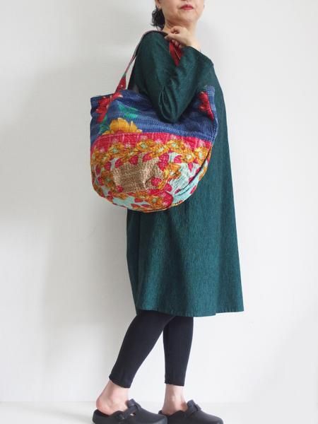 Various Shop カンタ刺繍 2ウェイバッグ 922 アジア雑貨店ワルンチャンプール エスニック ナチュラルファッション タイやバリ島の上質なアジアの手仕事 モン族 フェアトレード Various Shop カンタ刺繍 2ウェイバッグ 922 アジア雑貨店ワルンチャンプール エスニック ナチュラルファッション タイやバリ島の上質なアジアの手仕事 モン族 フェアトレード