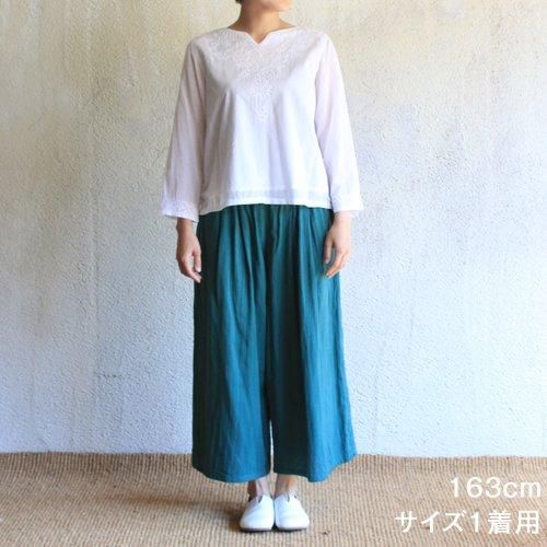 手刺繍 チカン刺繍 ラクノー刺繍 フェアトレード シサム工房 オーガニックコットン
