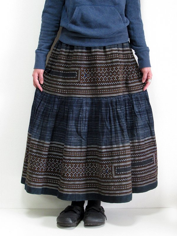 モン族 刺繍 スカート