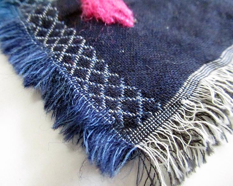 ウールコットン 手刺繍入り ジャガード織りショール NV ウールコットン 手刺繍入り ジャガード織りショール NV