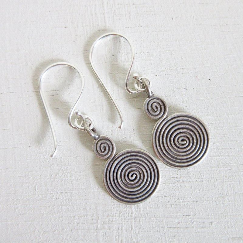 カレンシルバーアセクサリー カレン族の伝統工芸品 - アジアン