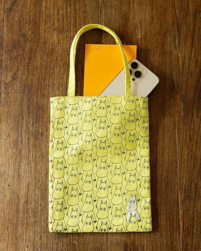 ムーミンシリーズ プリント手刺繍トートバッグ ムーミントロールがいっぱい ピープルツリー フェアトレード