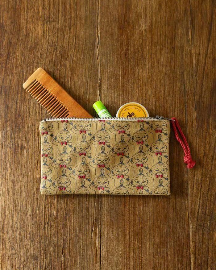 ムーミンシリーズ プリント手刺繍ポーチ リトルミイがいっぱい ピープルツリー フェアトレード