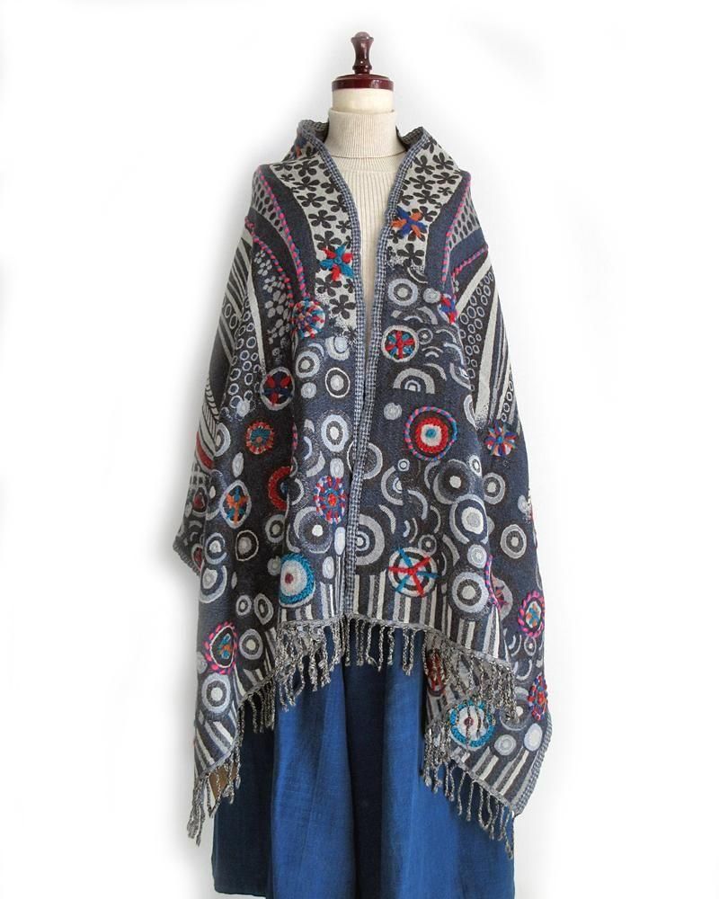 モン族スカートや刺繍、ろうけつ染めのモン族ファッション、アジアン