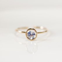 Royal Blue Moonstone Bezel Ring | K10YG
